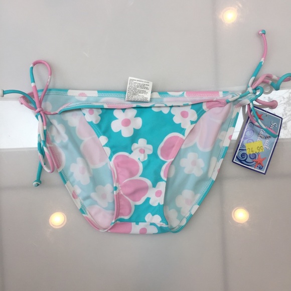*CLOSEOUT* NWT Floral Bikini Bottom Size M - Picture 1 of 4